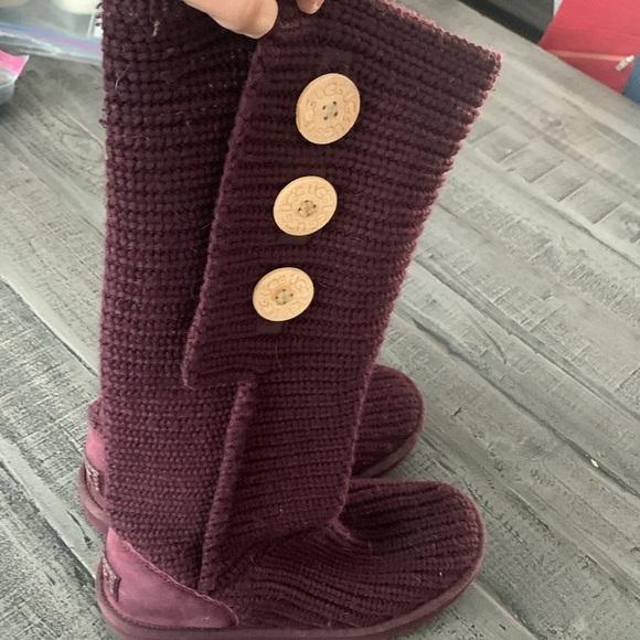 UGG Classic Cardy Knit Burgundy High Boots, Size 7, Preloved - Picture 4 of 9